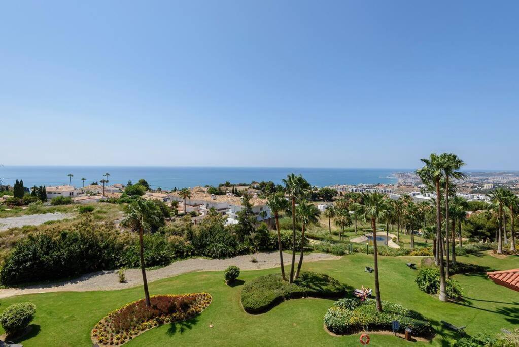 Benalmadena Luxury Apartment Екстериор снимка